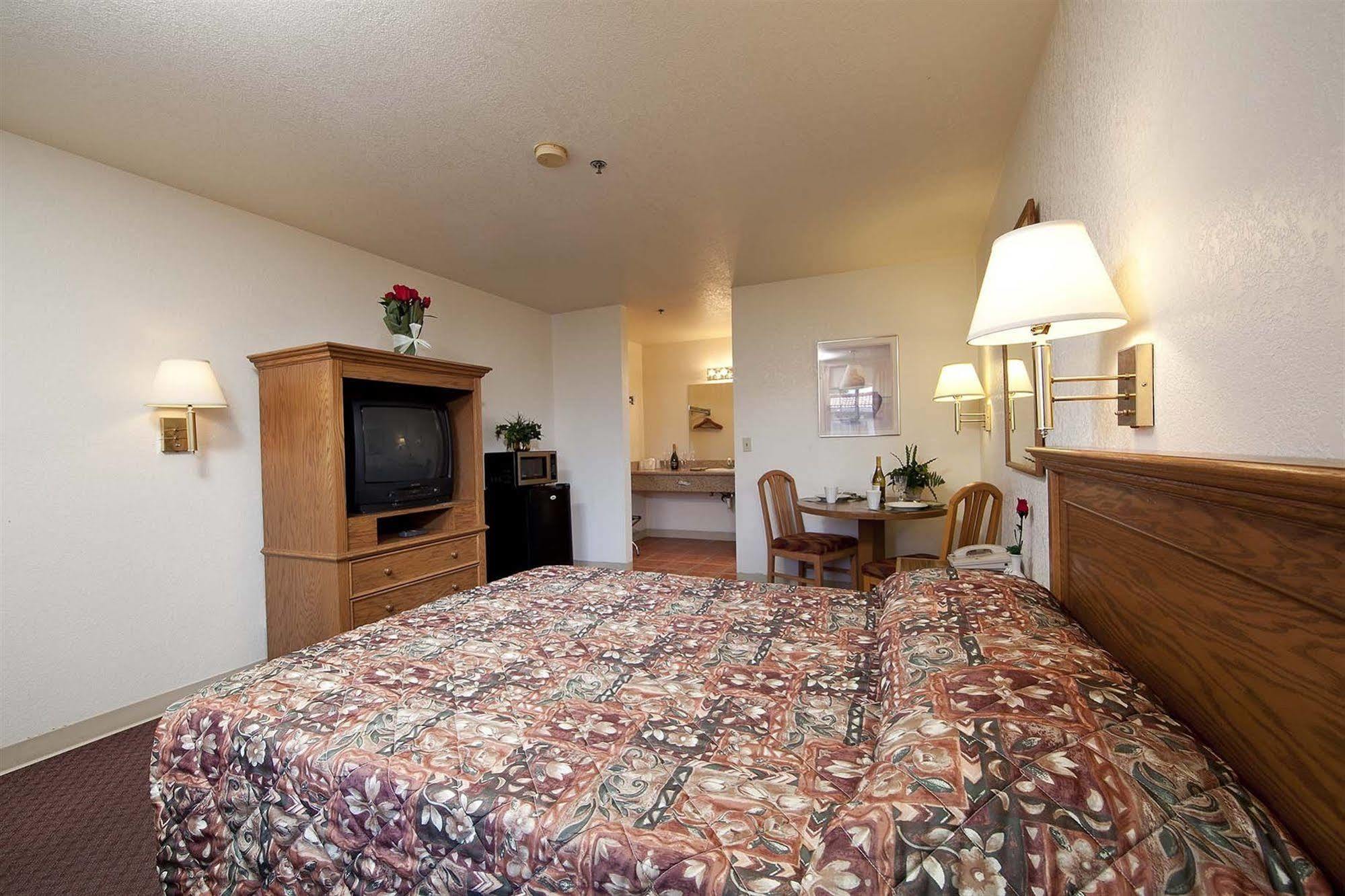 Lodge On The River Bullhead City Kültér fotó